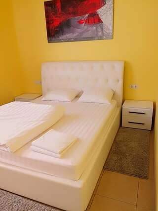 Отели типа «постель и завтрак» Agrousadba B&B Каменюки Апартаменты с 1 спальней-12